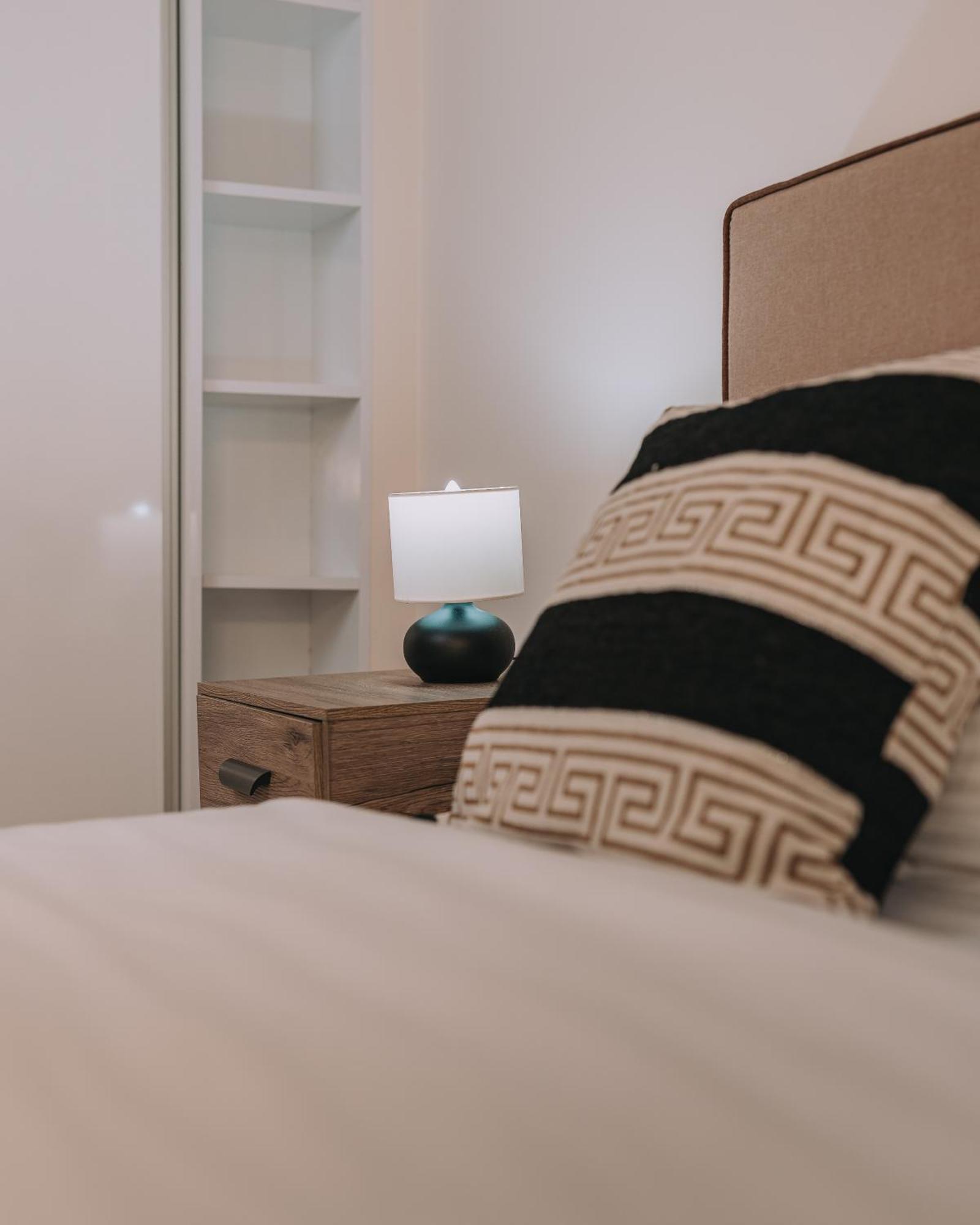 Chic Apartment Near Acropolis أثينا المظهر الخارجي الصورة