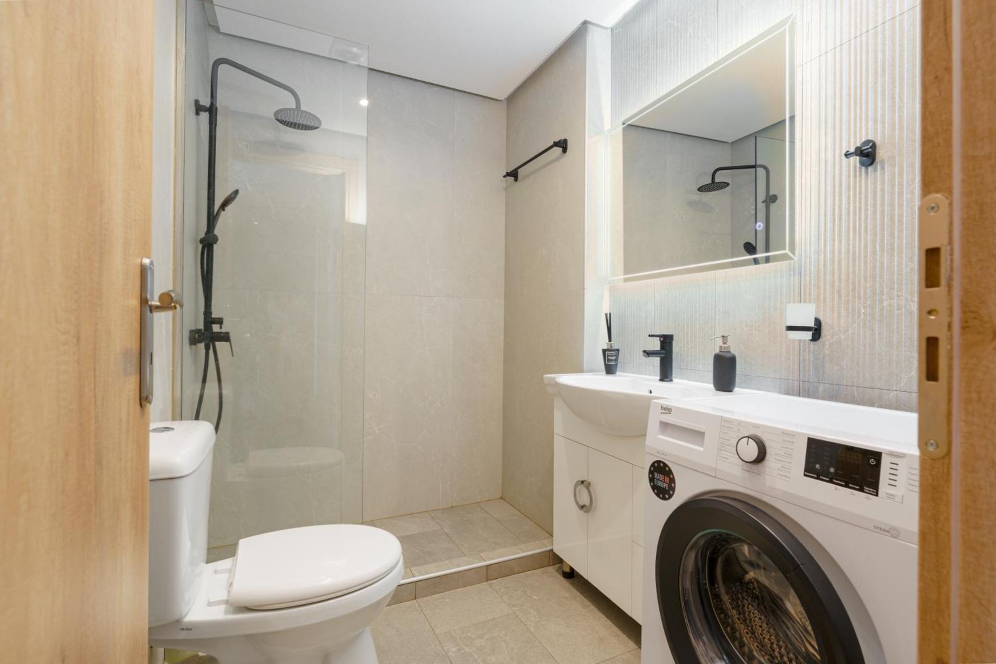 Chic Apartment Near Acropolis أثينا المظهر الخارجي الصورة